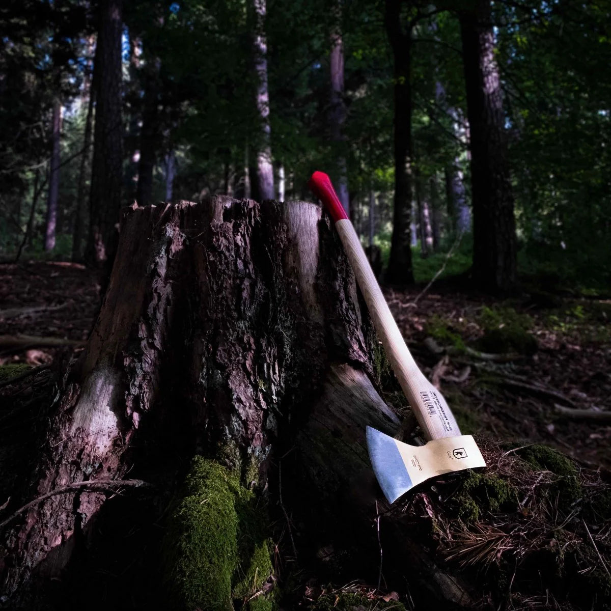 German-made 1600g Long-Handle Axe