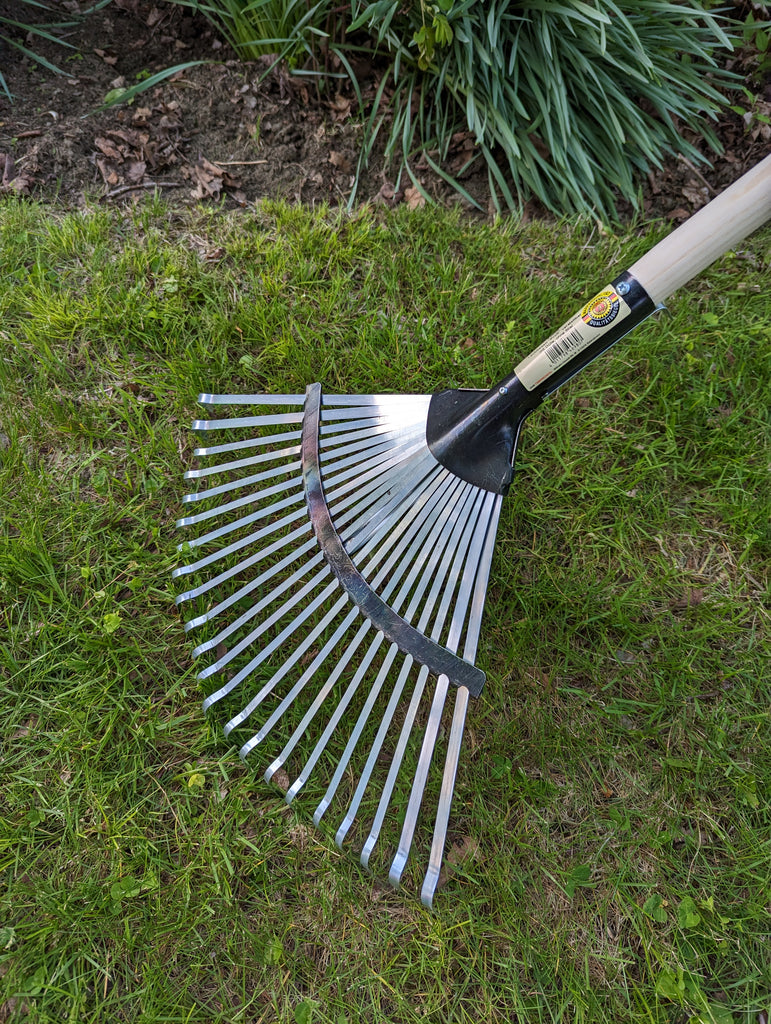 Adjustable Steel Leaf Rake