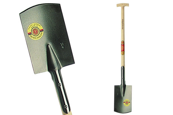 German Carbon Steel Spade 4.7lbs, 10"x 7" with 35" Ash T Handle